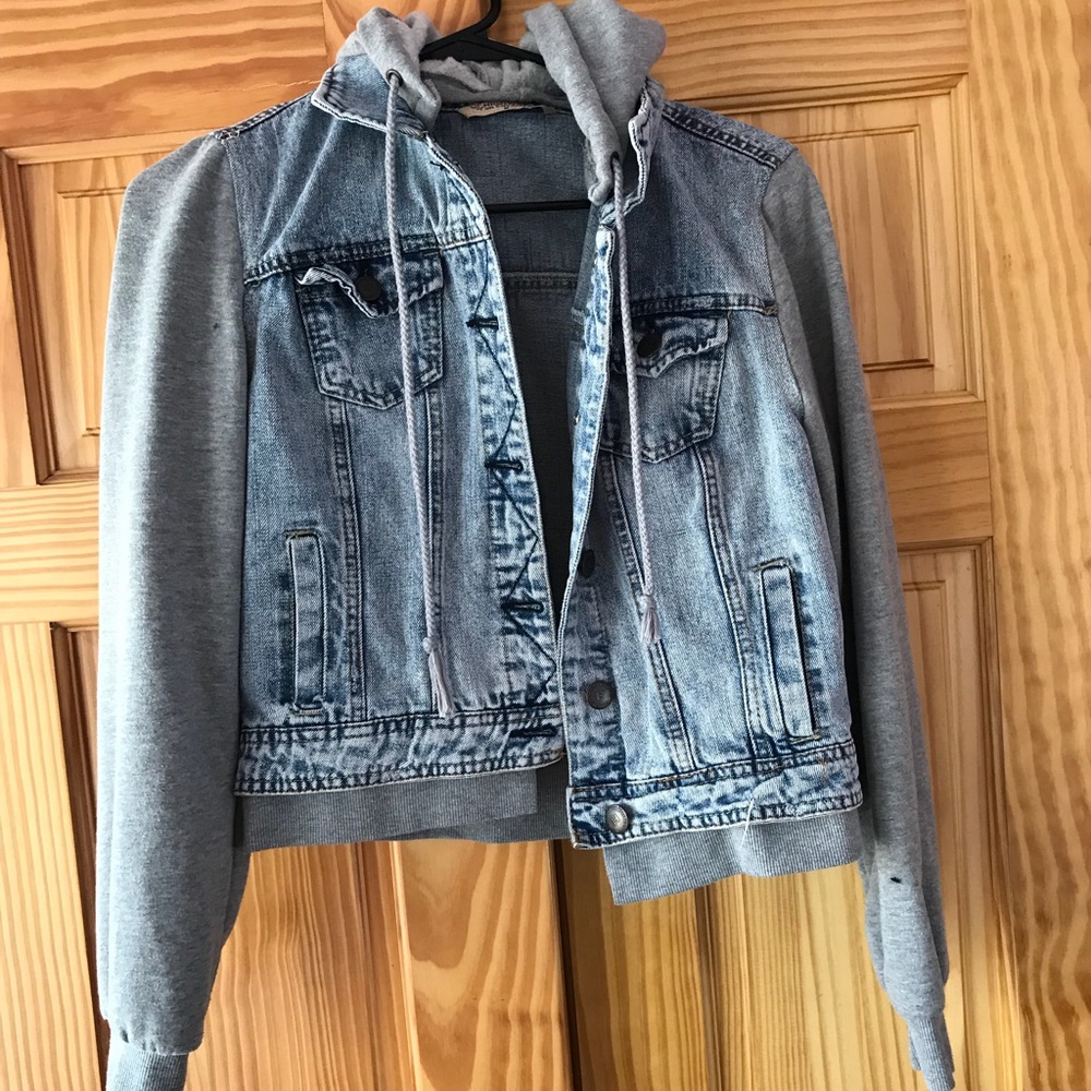 Jean jacket - Picture 2 of 2